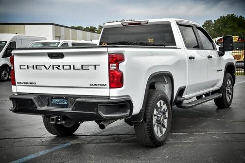 2024 Chevrolet Silverado 2500 Custom
