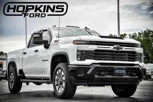2024 Chevrolet Silverado 2500 Custom