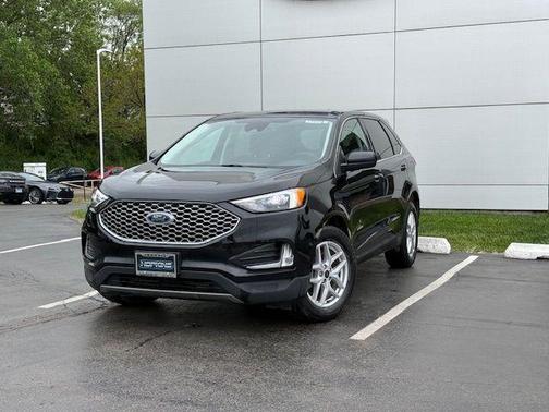 Agate Black Metallic 2024 Ford Edge SEL