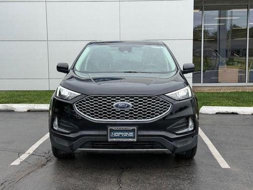 Agate Black Metallic 2024 Ford Edge SEL