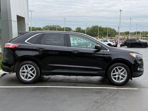 Agate Black Metallic 2024 Ford Edge SEL