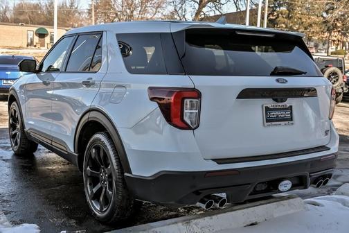 2022 Ford Explorer ST