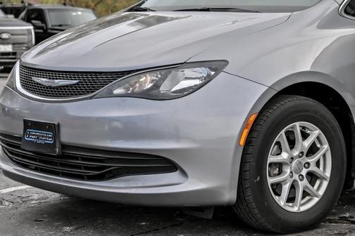 2017 Chrysler Pacifica Touring