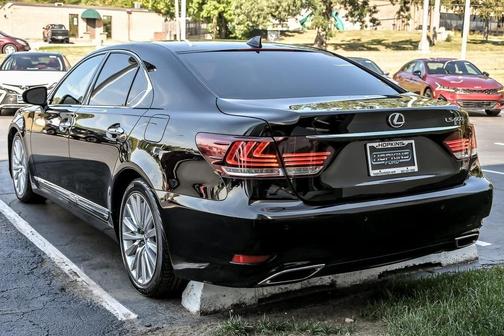 2016 Lexus LS 460 Base