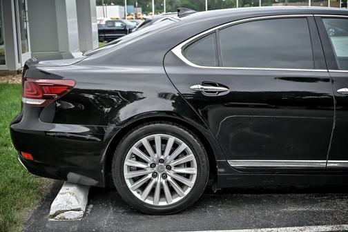 2016 Lexus LS 460 Base