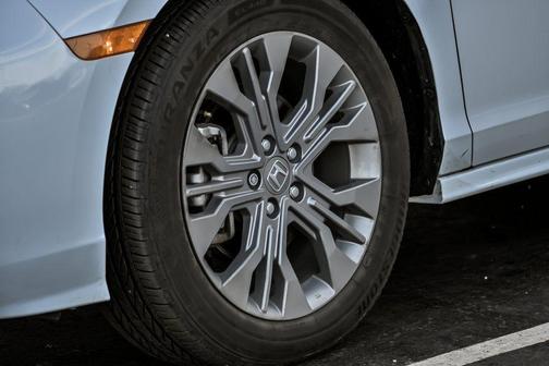 2025 Honda Odyssey Touring