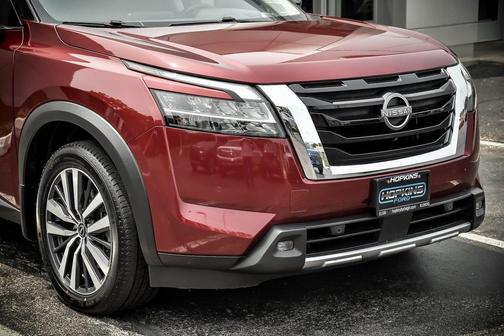 2022 Nissan Pathfinder Platinum