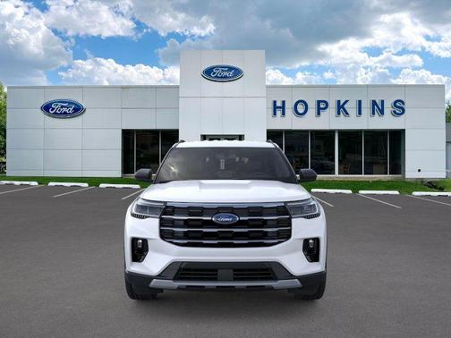 Star White 2026 Ford Explorer Active
