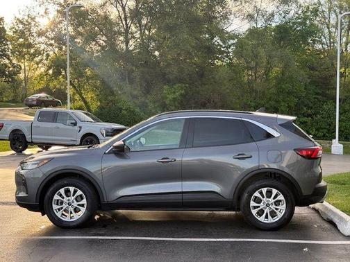 Carbonized Gray Metallic 2023 Ford Escape Active