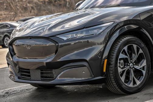 2022 Ford Mustang Mach-E Premium
