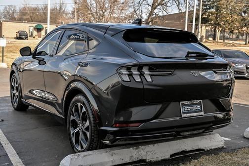 2022 Ford Mustang Mach-E Premium