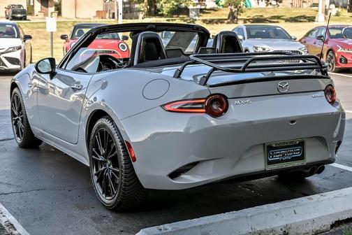2024 Mazda MX-5 Miata Club