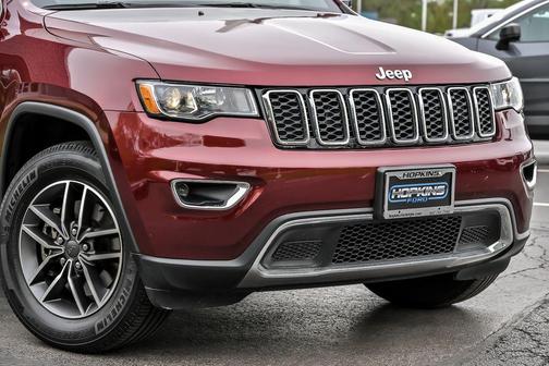 Velvet Red Pearlcoat 2022 Jeep Grand Cherokee WK Limited