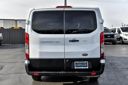 2022 Ford Transit-350 XLT