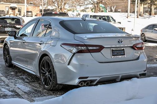 2021 Toyota Camry Hybrid XSE