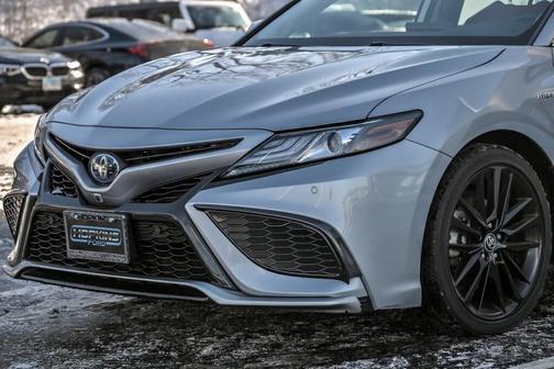 2021 Toyota Camry Hybrid XSE