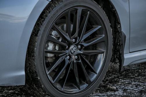 2021 Toyota Camry Hybrid XSE