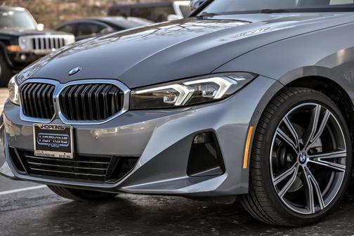 2023 BMW 330 i xDrive