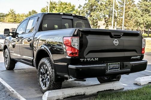 2017 Nissan Titan PRO-4X