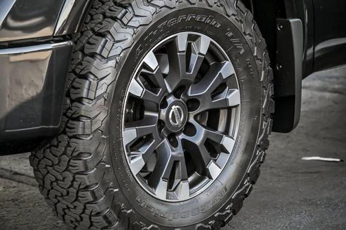 2017 Nissan Titan PRO-4X