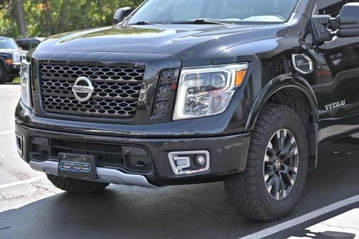 2017 Nissan Titan PRO-4X