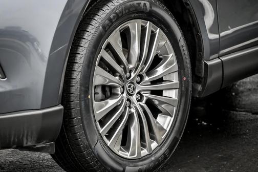 2021 Toyota Venza XLE