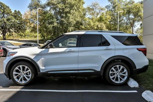 2021 Ford Explorer Platinum