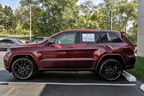 2021 Jeep Grand Cherokee Laredo X