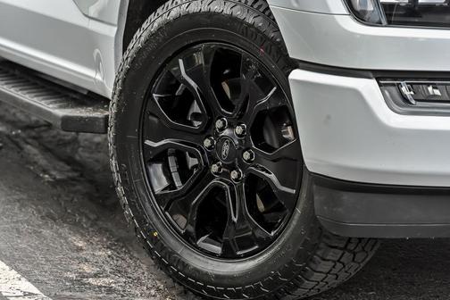 Oxford White 2023 Ford F-150 XLT