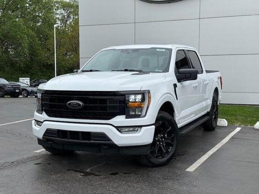 Oxford White 2023 Ford F-150 XLT