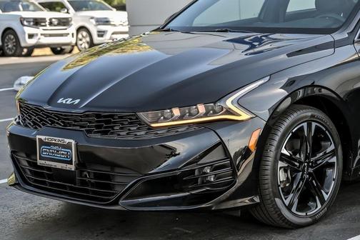 2024 Kia K5 GT-Line