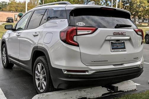 2022 GMC Terrain SLT