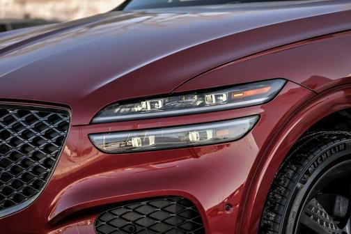 2024 Genesis GV70 2.5T