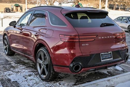 2024 Genesis GV70 2.5T