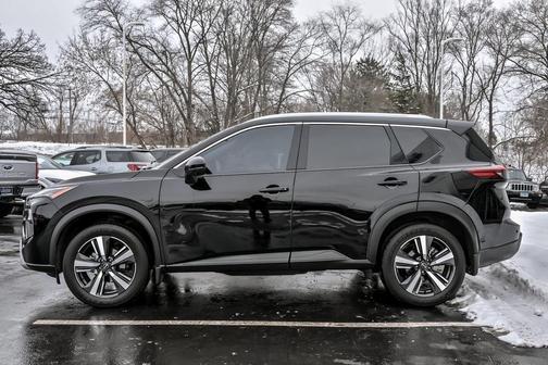 2025 Nissan Rogue SL