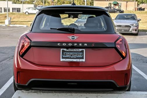 2025 MINI Hardtop ICONIC