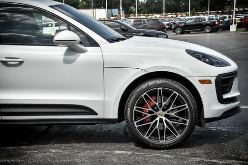 2024 Porsche Macan S