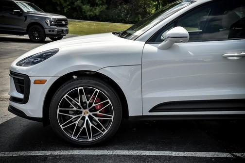 2024 Porsche Macan S