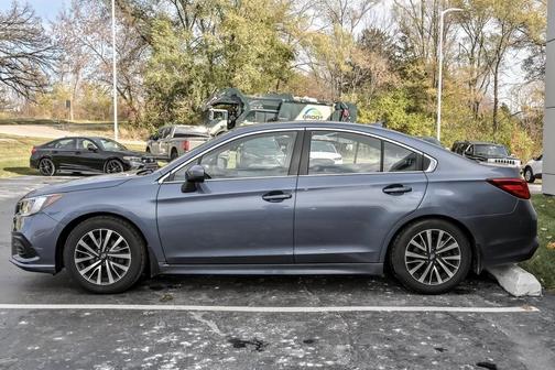 2018 Subaru Legacy 2.5i Premium