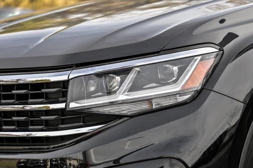 2022 Volkswagen Atlas 3.6L SEL Premium R-Line