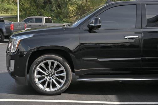 2020 Cadillac Escalade Luxury