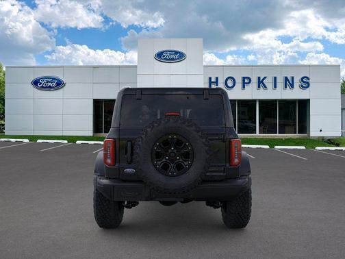 Shadow Black 2026 Ford Bronco Badlands
