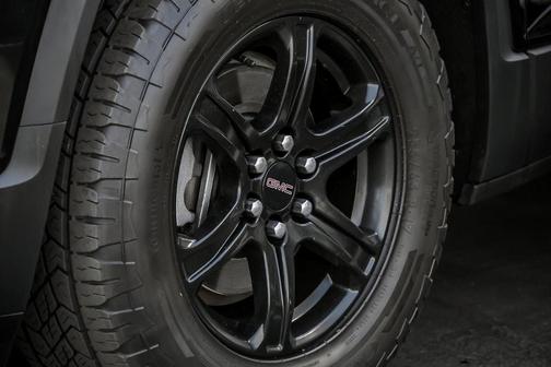 2020 GMC Acadia AT4