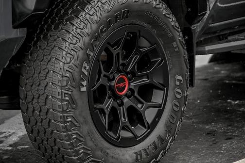 2024 Toyota Tacoma Hybrid TRD PRO