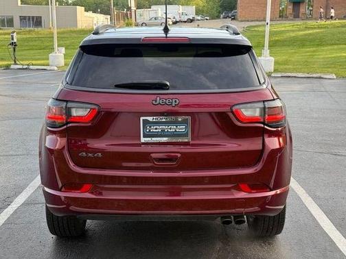 Velvet Red Pearlcoat 2022 Jeep Compass Altitude