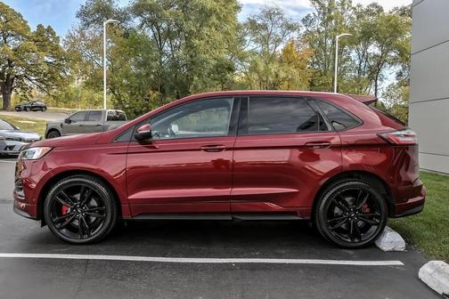 2019 Ford Edge ST