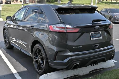 2019 Ford Edge ST
