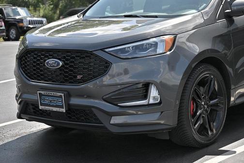 2019 Ford Edge ST