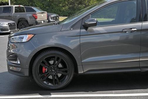 2019 Ford Edge ST