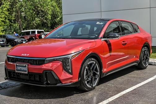 Currant Red 2025 Kia K4 GT-Line